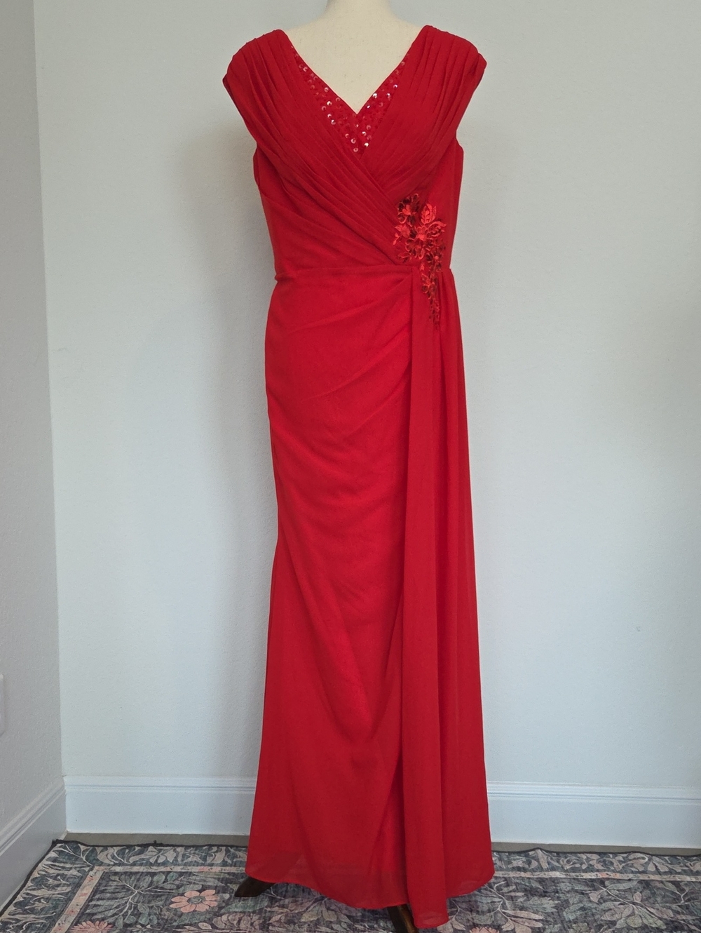 New Red Draped Long Party Dress Floral Appliqué Sequins Formal Gown Chiffon